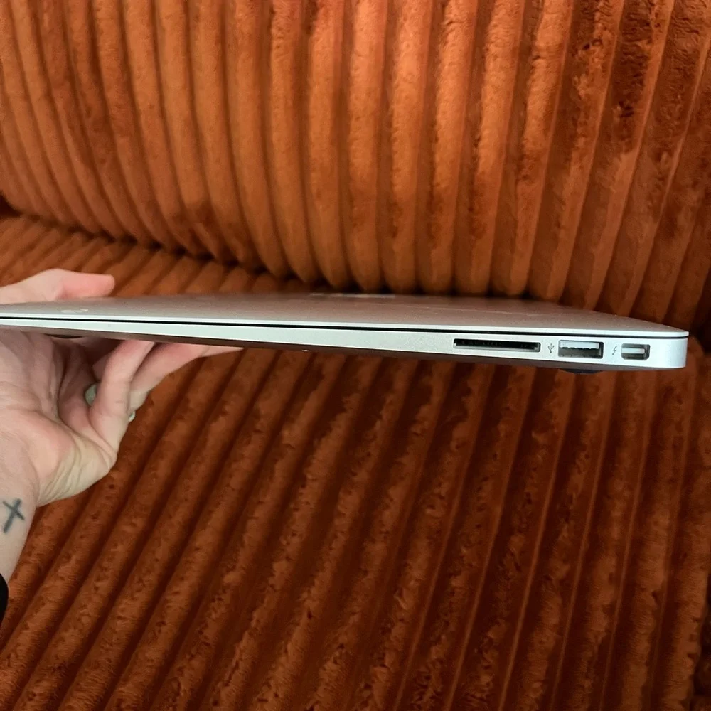 “2014” MacBook Air